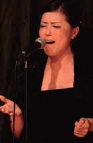 カンタオーラアカリ