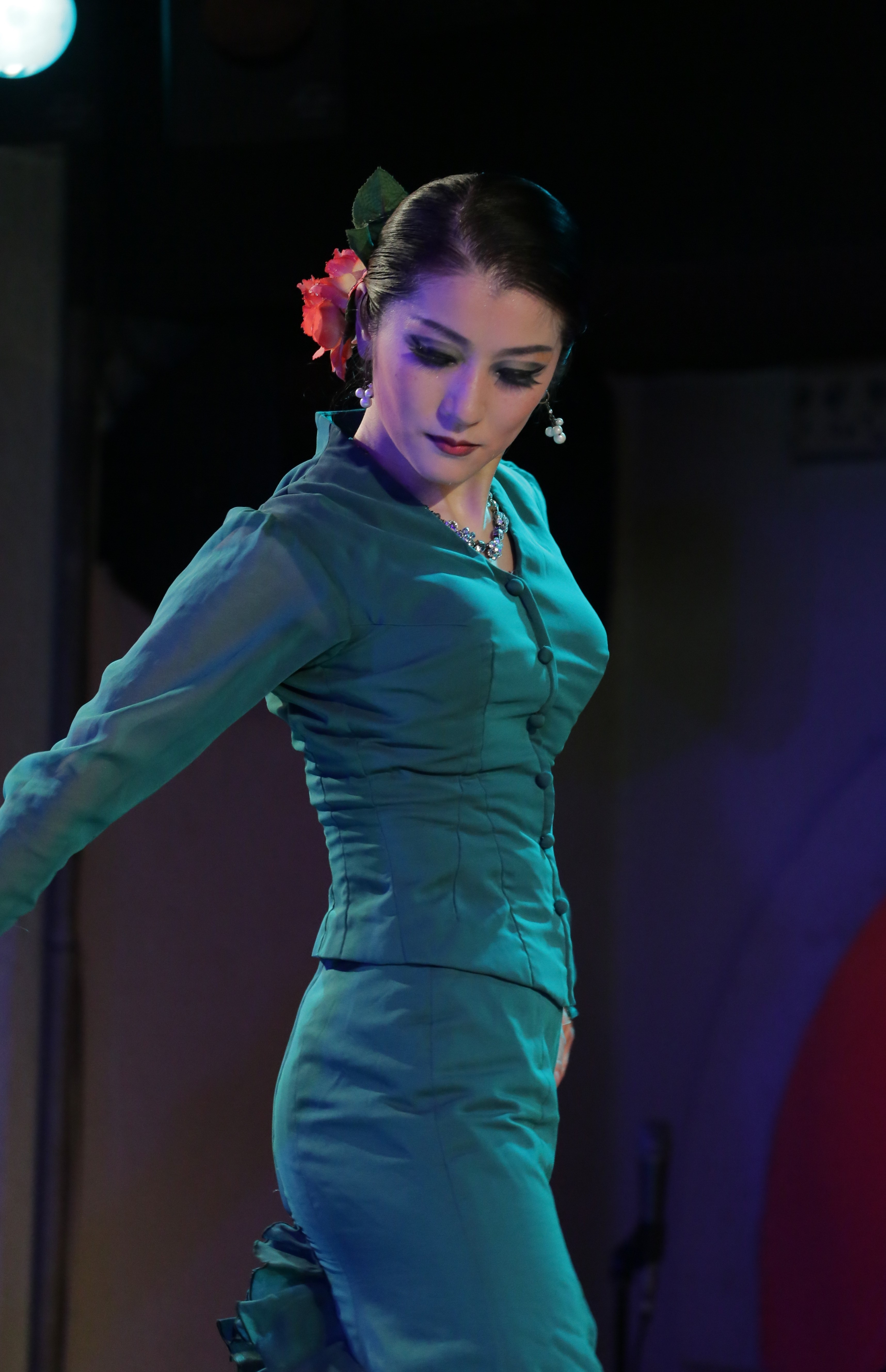 スペイン舞踊 河野いおり Eglantina y Abeja(エグランティナ・イ・アベハ)